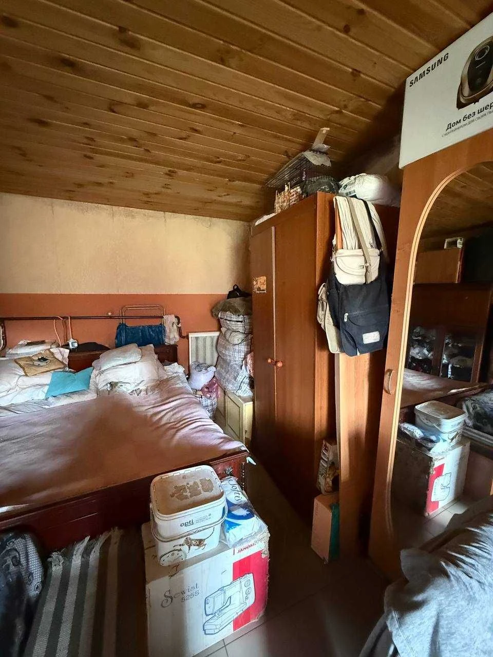 Продам земельну ділянку 6 соток з дачним будинком в Бучі