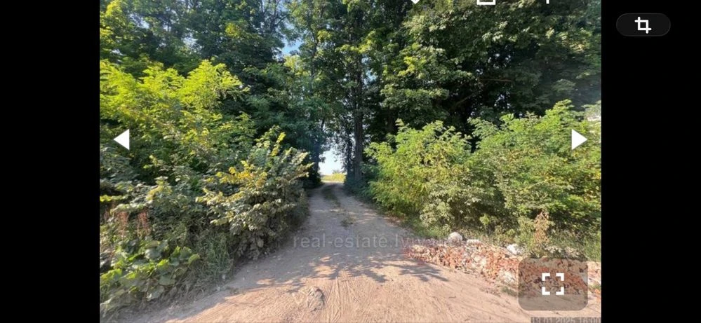 Земельна ділянка в Дублянах
