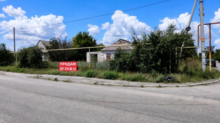 11 соток на червоній лінії | Ідеально під комерцію