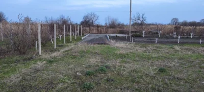 Продам участок в Самаровке под дачу ( загородный дом)