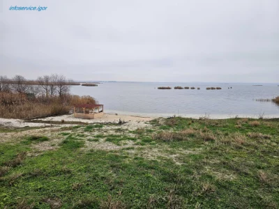 Продам 56 соток із ВЛАСНИМ БЕРЕГОМ біля SunRay (Підгородне)