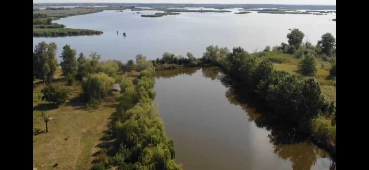 Продаж Бази відпочинку, 4.6 Га з берегом 145 м біля м. Дніпр