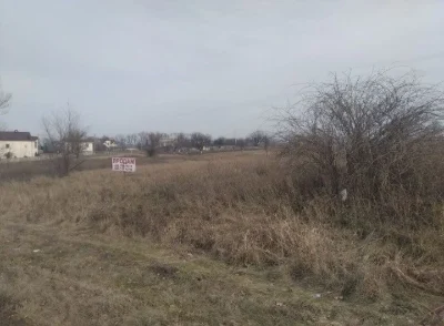 Продам участок в Подгородном перед Перемогой, красная линия