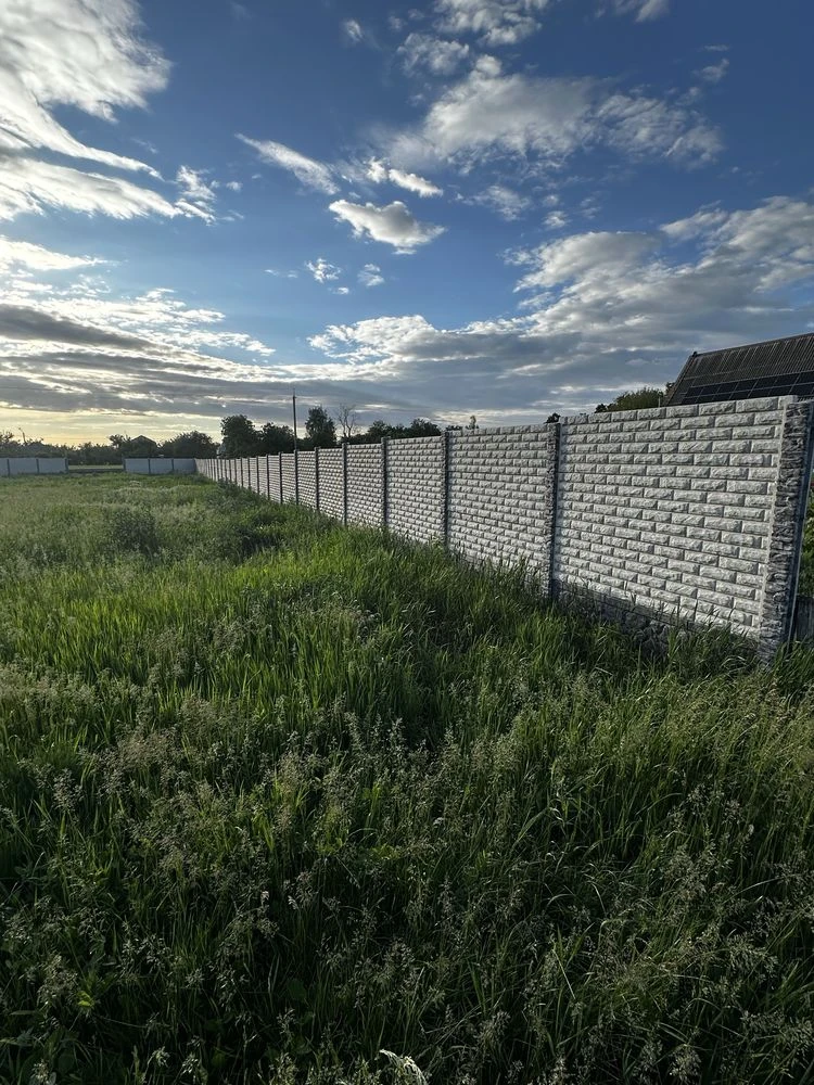 Продам ділянку під будівництво