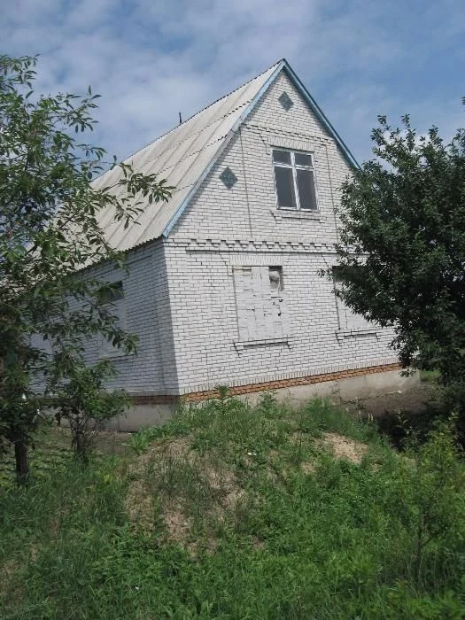 Продам земельну ділянку - Незавершене будівництво