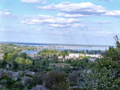 Продається земельна ділянка площею 10 соток  м.Ржищів  2000
