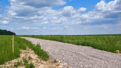 Продам земельну ділянку 5,2 сотки під будівництво.
