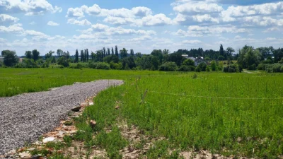 Продам ділянку під будівництво в мальовничому місці.