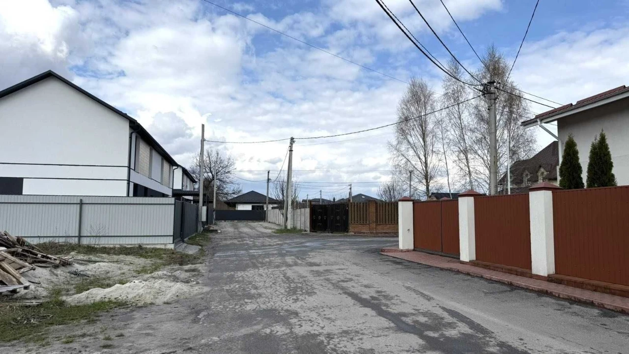 с.Нове, Боярська ОТГ, 10 соток під забудову, 15 кВт, закрити