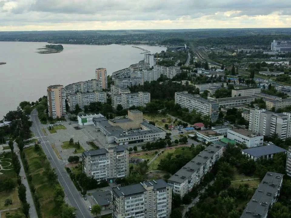 Ділянка. Українка