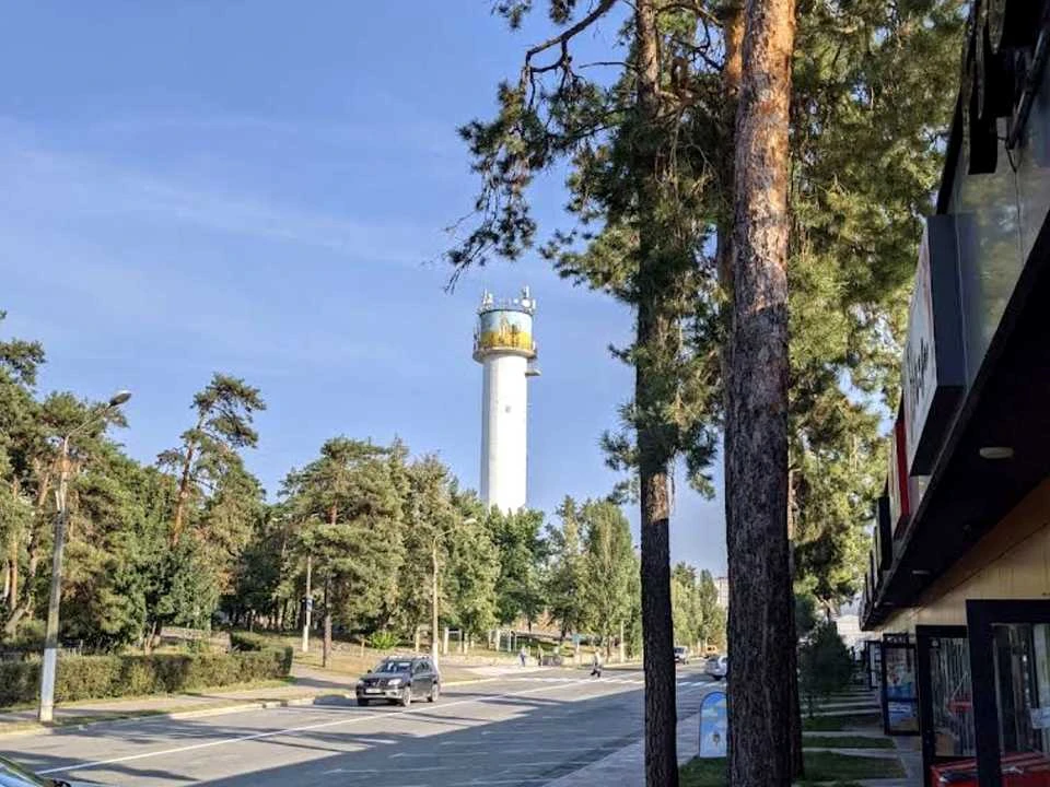 Ділянка. Українка