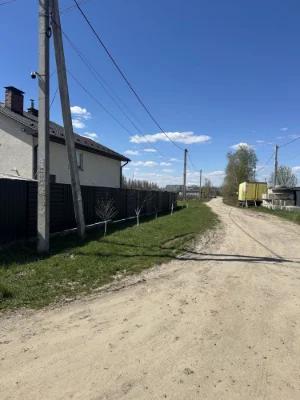 Продам участок 6,5 сот под строительство 16000