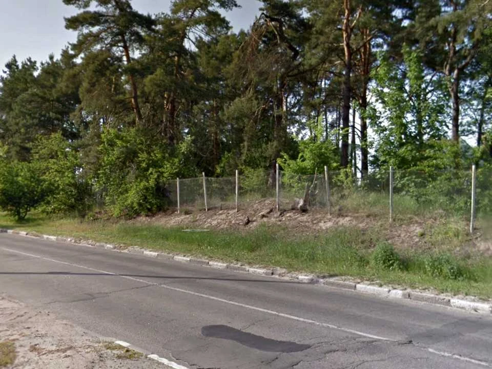Ділянка. Українка