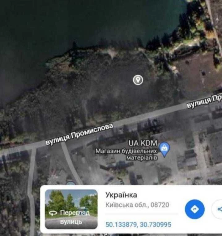 Фасадна ділянка 12сот, з виходом в Дніпро через Стугну, Укра