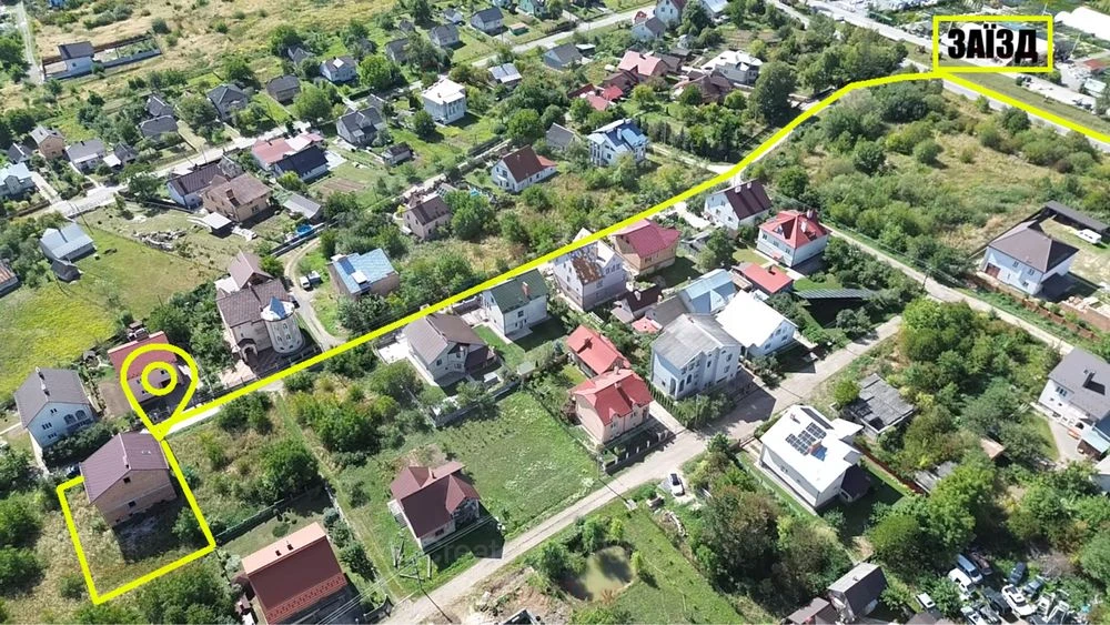 Продаж незавершеного будівництва перед в’їздом у Трускавець
