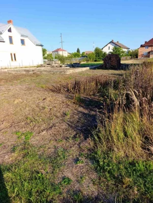 Продаж земельної ділянки  у м. Рудки