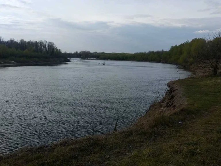 Ділянка. Остер