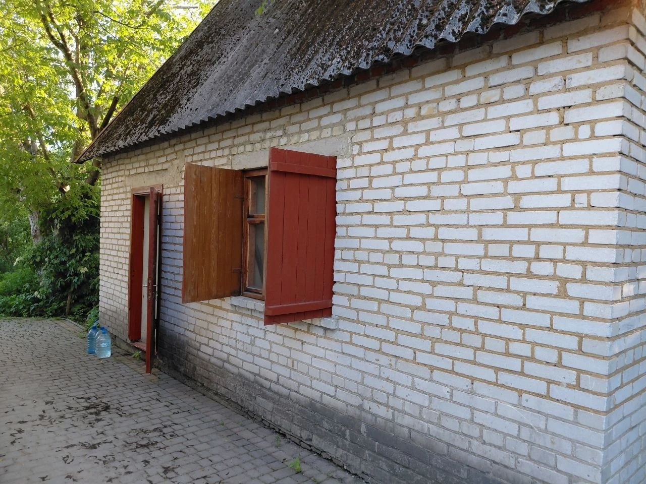 Земельна ділянка в Винниках з будинком, вул Сонячна