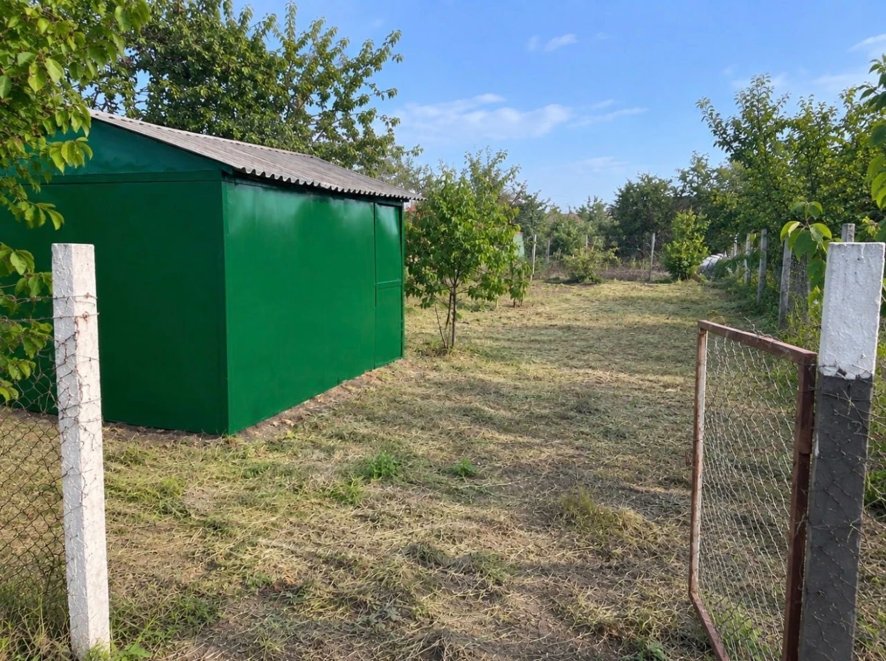 Продам дачну ділянку