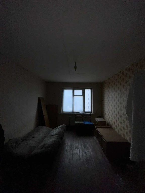 ПРОДАЖ КІМНАТИ у гуртожитку на просп. Відродження (Аношкіна)