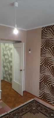 Продаеться кімната у гуртожитку на М.світальського.