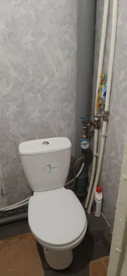 Продаеться кімната у гуртожитку на М.світальського.