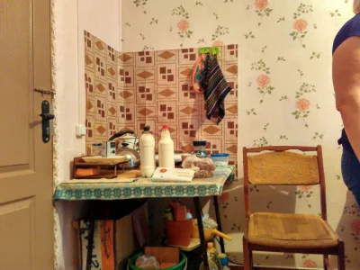 Продам комнату в  общежитии
Район  большо