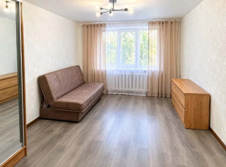Продається чудова кімната в гуртожитку в капітальному ремонт