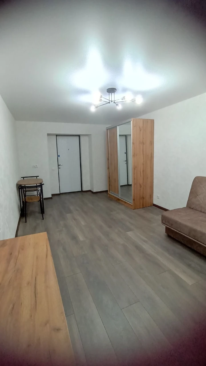 Продається чудова кімната в гуртожитку в капітальному ремонт