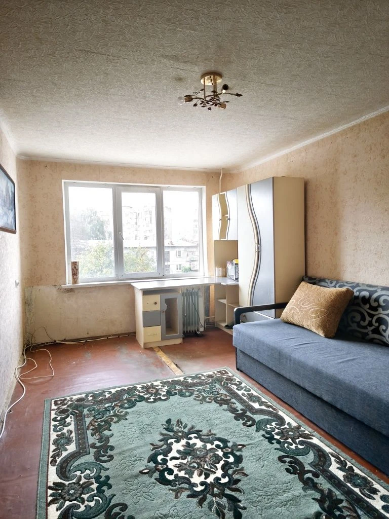 Продаж кімнати в гуртожитку