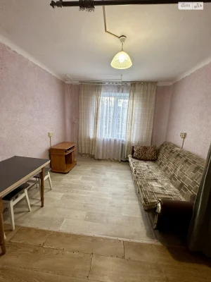 Продаж Кімната