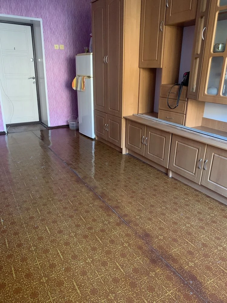 Продам кімнату в гуртожитку Шолом-Алейхема 84