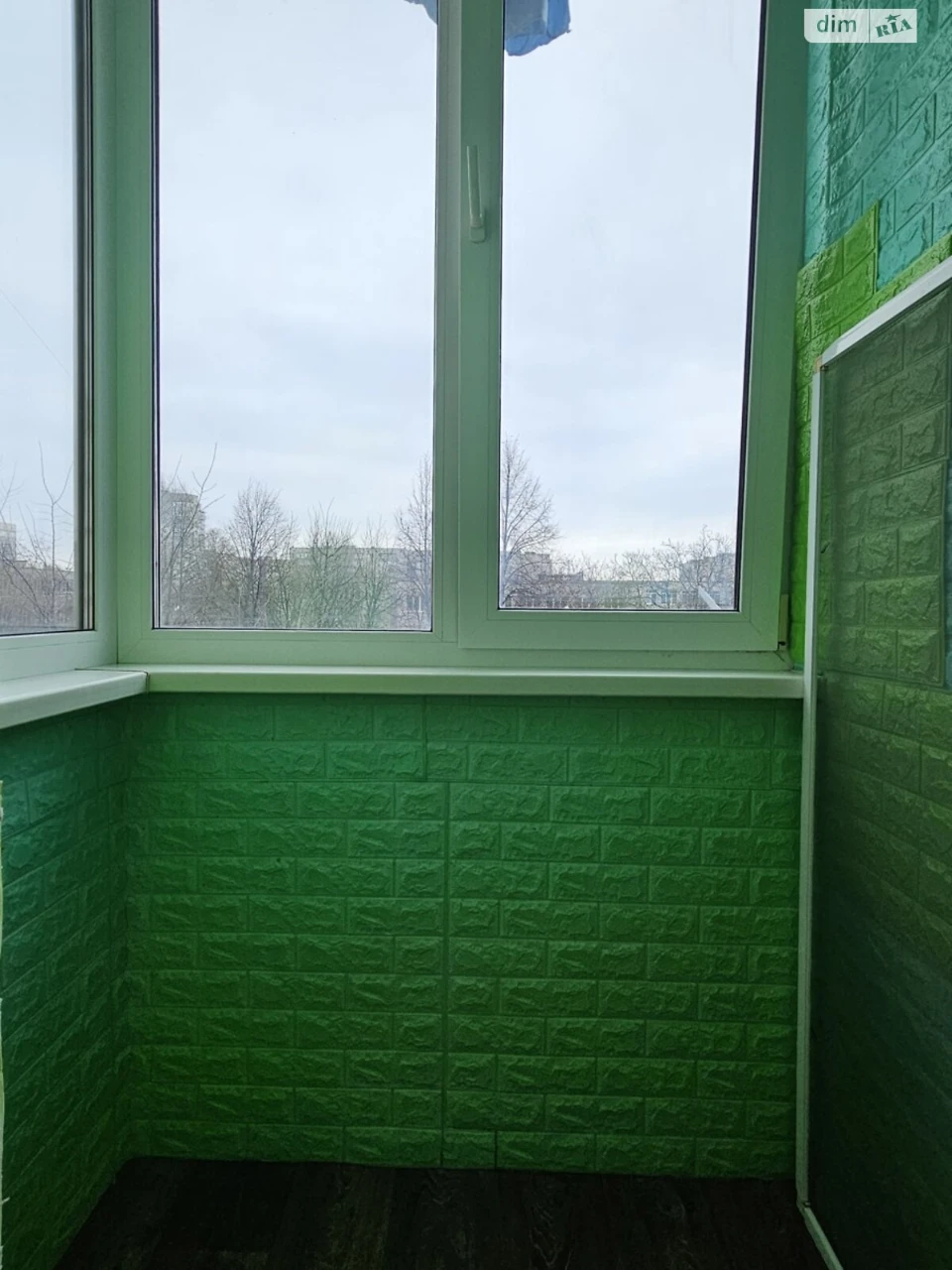 Продаж Кімната 4 мікрорайон