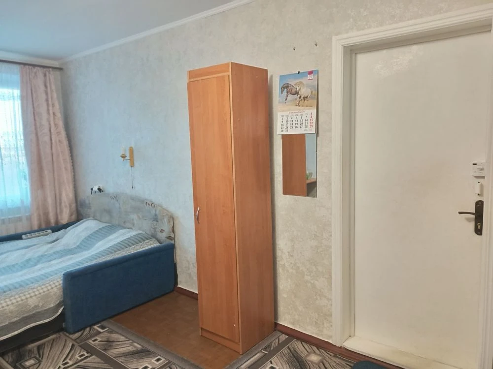Продам простору кімнату 17 м² у гуртожитку, Бориспіль