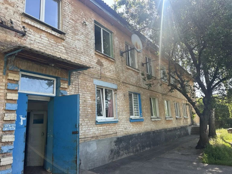 Продаж кімнати Бориспіль центр 2 км