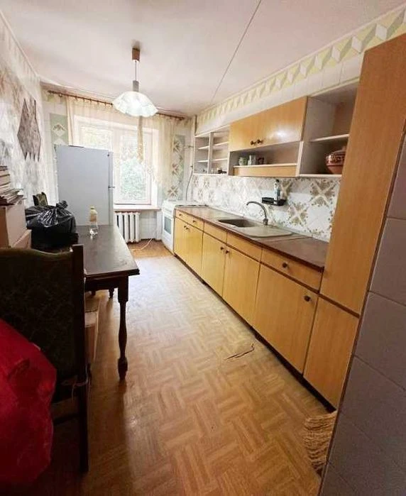 Продам 2-комнатную квартиру на Черемушках, ул. Генерал Петр