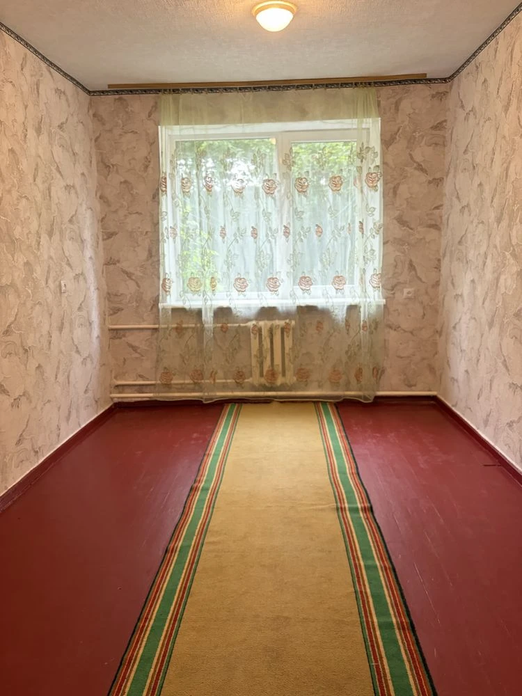 Продам 2-ві кімнати в гуртожитку