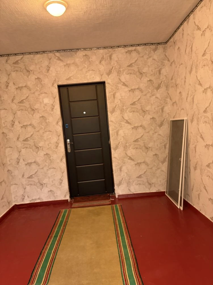 Продам 2-ві кімнати в гуртожитку