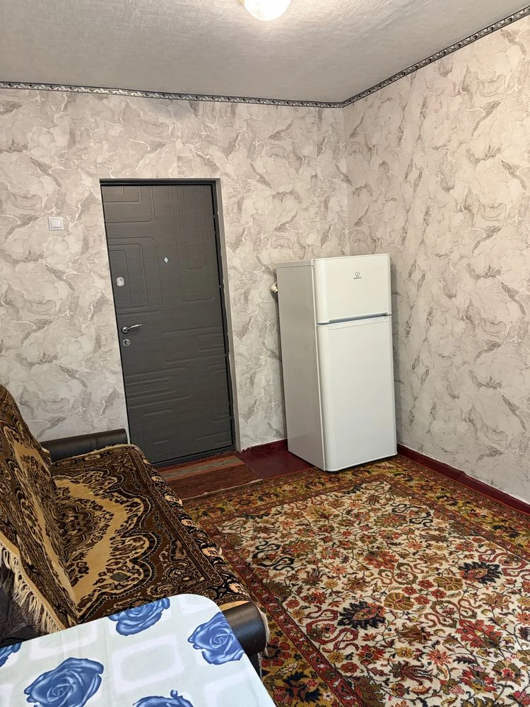 Продам 2-ві кімнати в гуртожитку