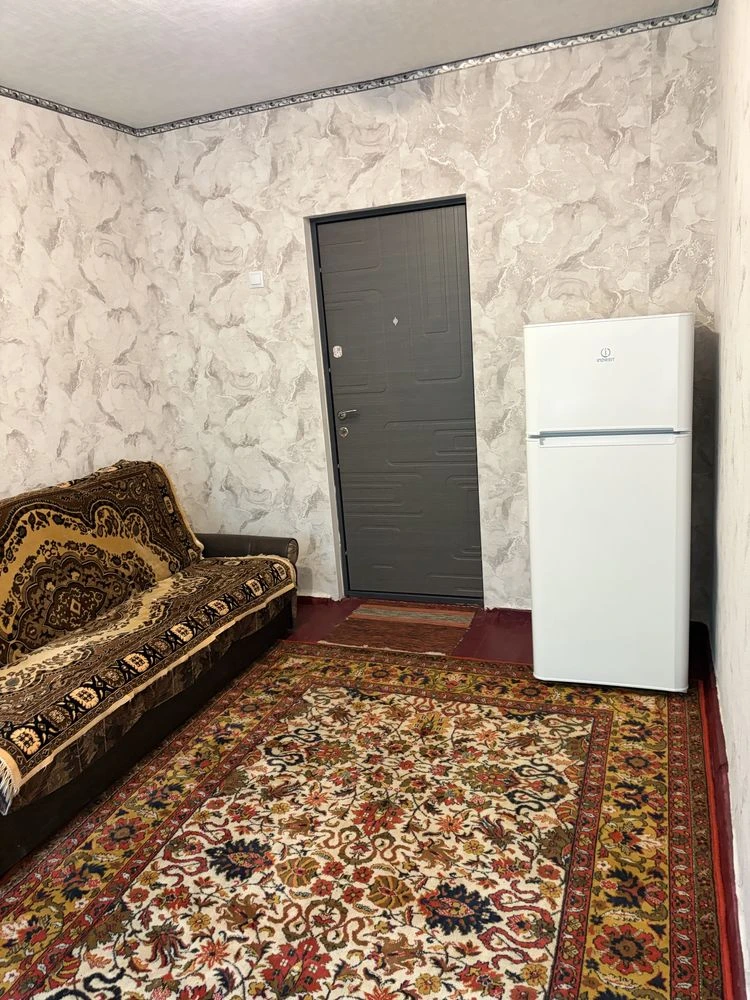 Продам 2-ві кімнати в гуртожитку