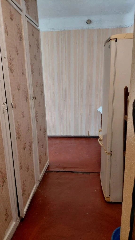 Продаж кімнати  в  гуртожитку