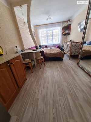 Продаж Кімната