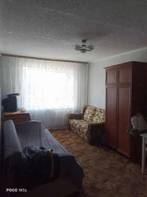 Продам дві кімнати в гуртожитку від власника