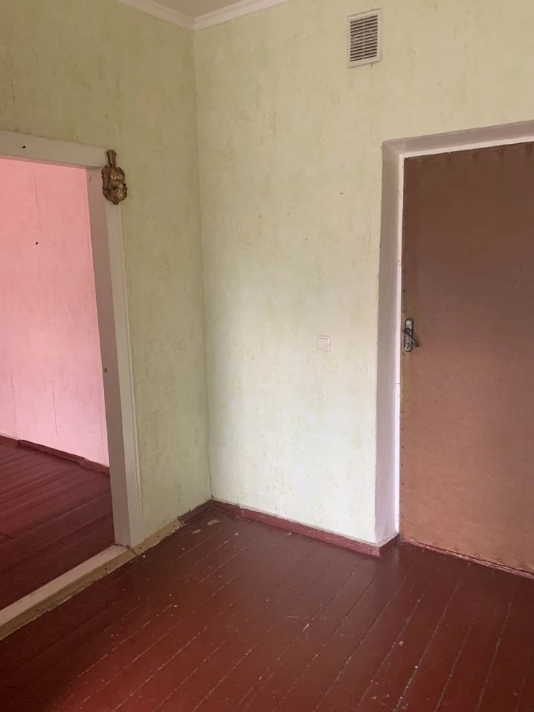 Продається житловий блок в центрі міста
