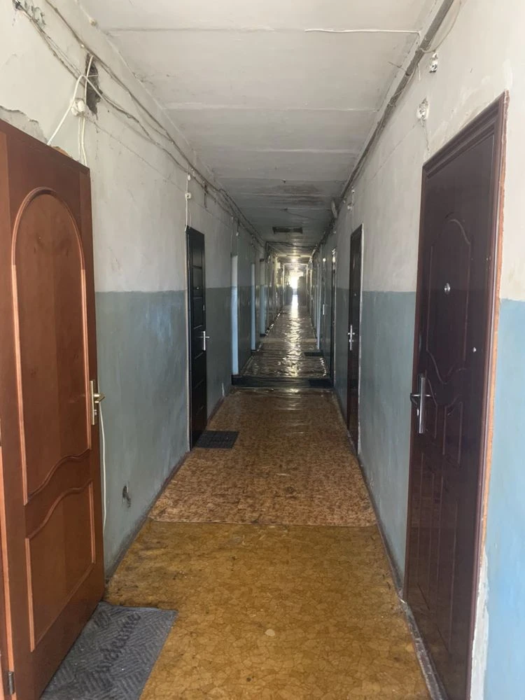Продається житловий блок в центрі міста