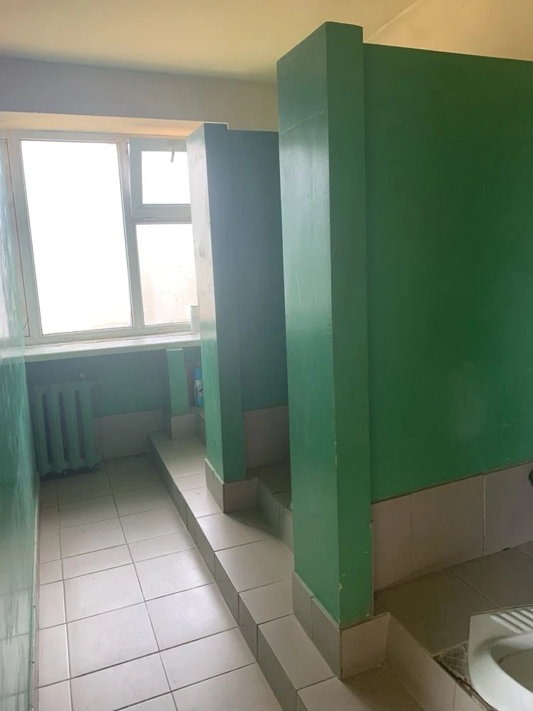Продається житловий блок в центрі міста