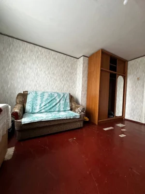 Продам комнату 14 м в общежитии