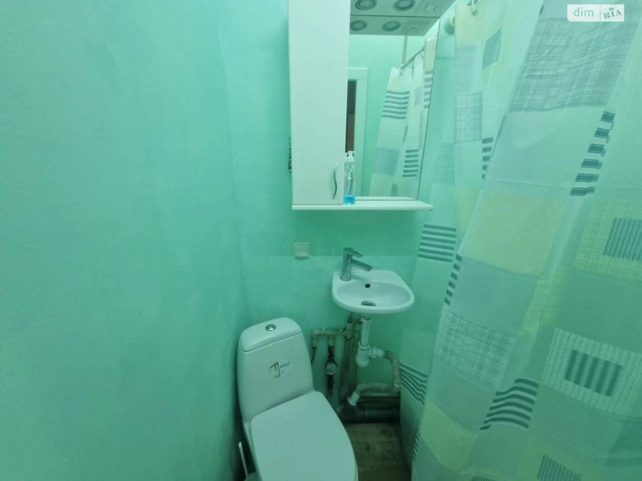 Продаж Кімната