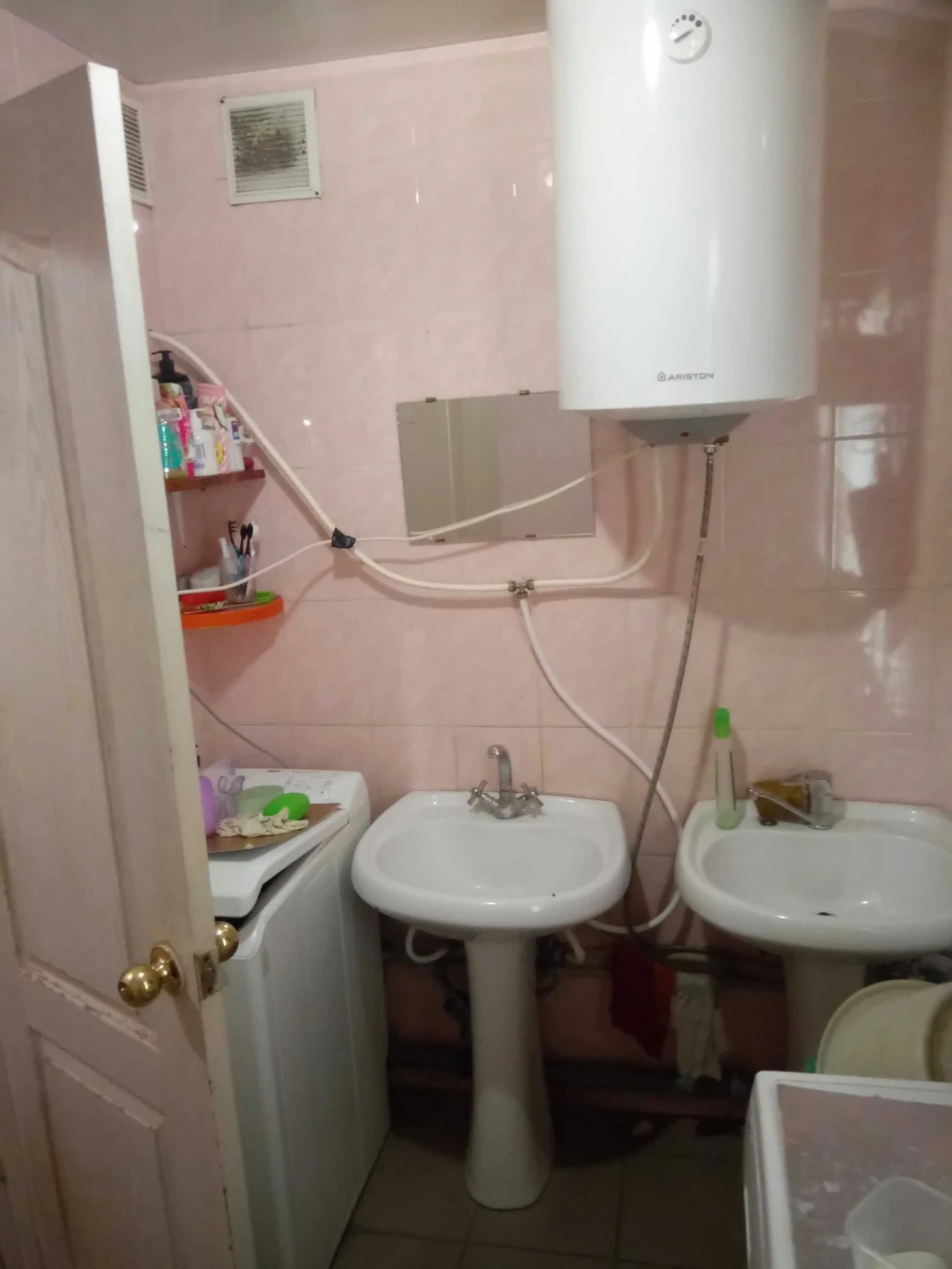 Продається кімната в комуналці Олександрійська, 16