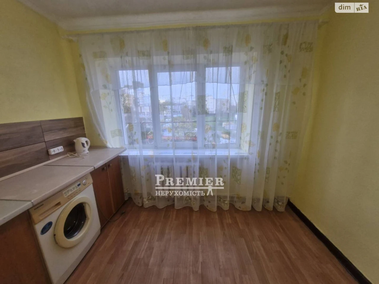 Продаж Кімната